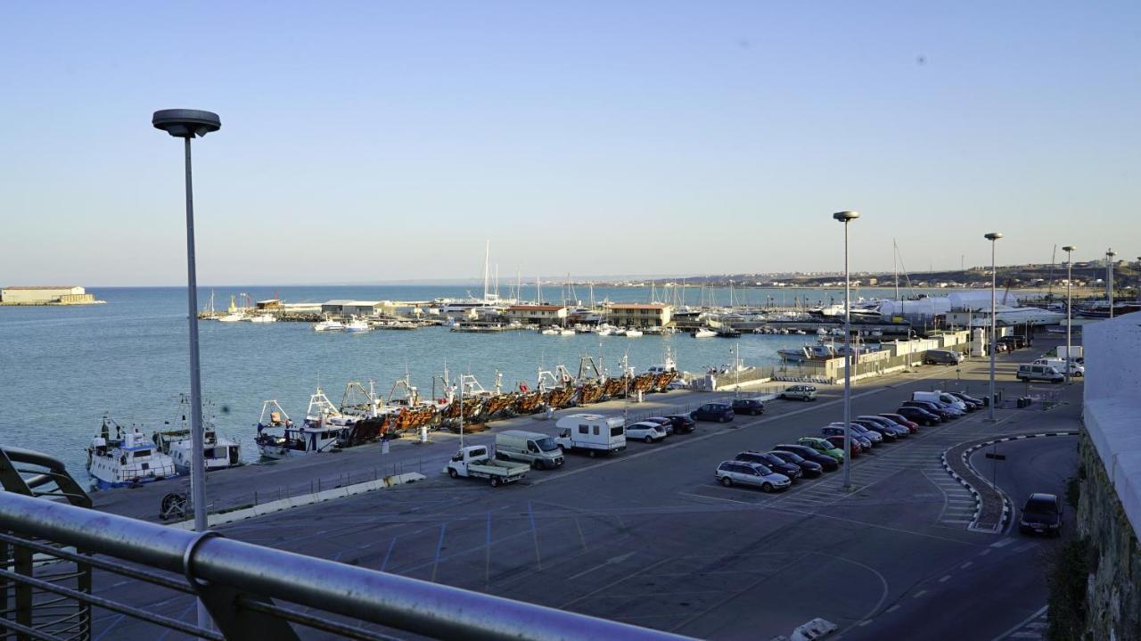 Monolocale Nel Borgo Antico, A Due Passi Dal Mare E Dal Porto Appartement Termoli Buitenkant foto