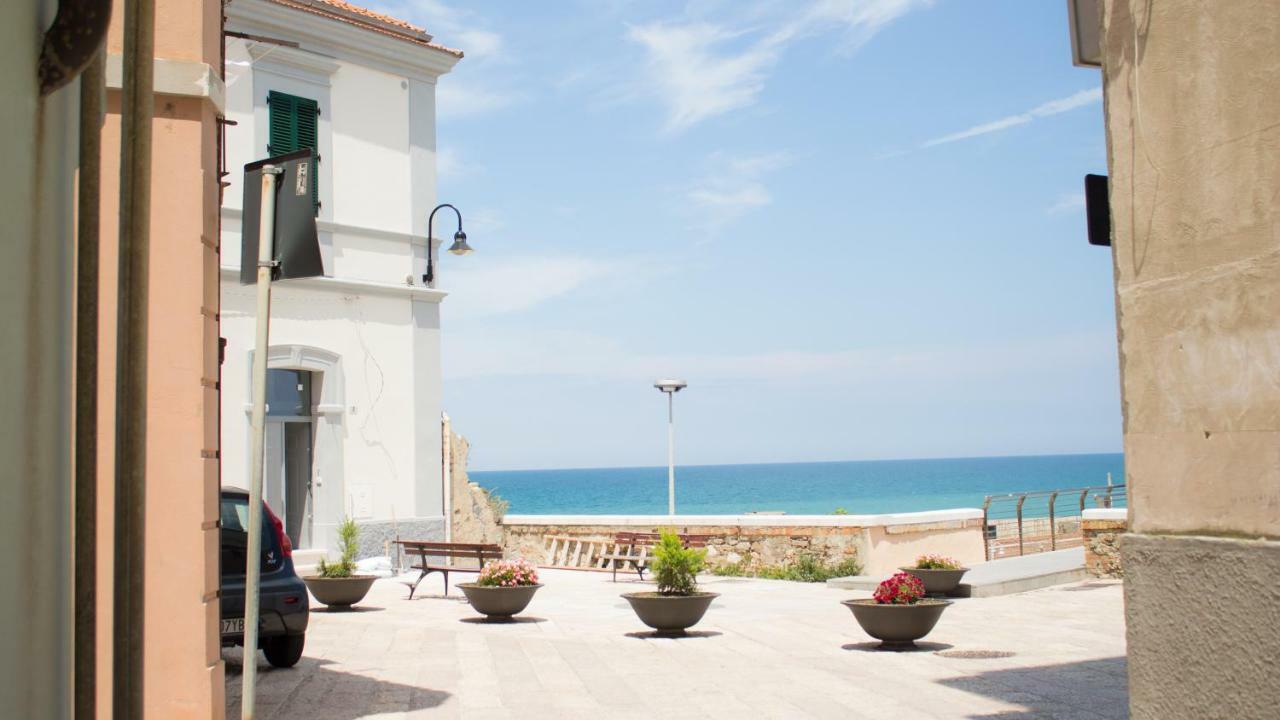 Monolocale Nel Borgo Antico, A Due Passi Dal Mare E Dal Porto Appartement Termoli Buitenkant foto